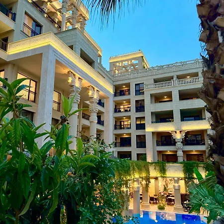 Argisht Partez & Bar Rebls 4* غولدن ساندز