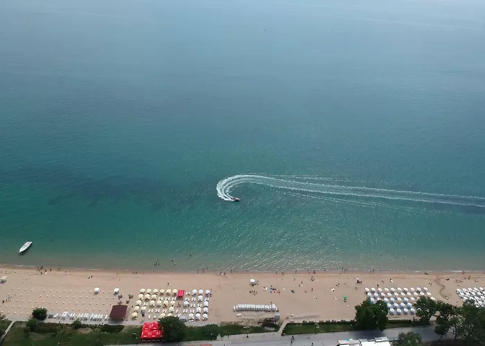 Argisht Partez & Bar Rebls Golden Sands