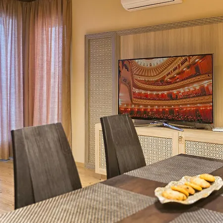 Argisht Partez & Bar Rebls 酒店 4*